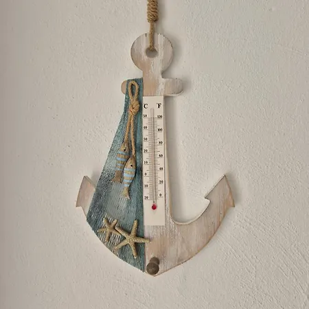 La Casa De Veronica - Serene With Shared Pool, Steps From The * Torrevieja