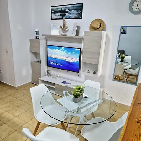 La Casa De Veronica - Serene With Shared Pool, Steps From The Apartmán *